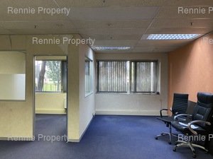 154m² Office Space to rent at 10 South Boulevard in Bruma