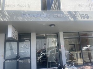 347m² Office Space to rent at 199 Loop Street - Graphic Centre in Cape Town CBD