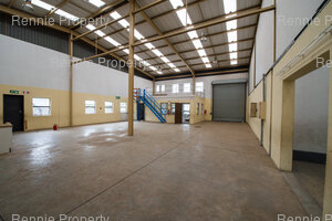 1 678m² Warehouse to rent at 25 Superior Close in Midridge Park