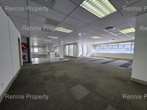 938m² Office Space to rent at 33 Fricker Road in Illovo