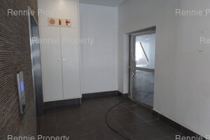 194m² Office Space to rent at 33 Martin Hammerschlag Way in Foreshore