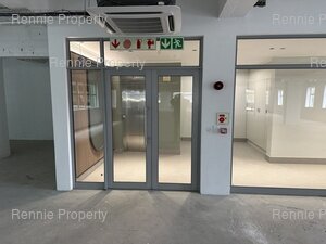 1 184m² Office Space to rent at Amber Place in Foreshore