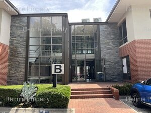 Office Space to rent at Little Fourways Office Park in Magaliessig