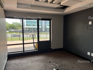 331m² Office Space to rent at Little Fourways Office Park in Magaliessig