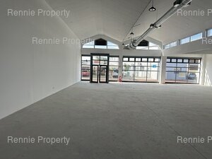 390m² Office Space to rent at M5 Business Park in Maitland