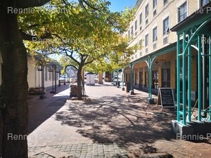 291m² Office Space to rent at Oudehuis Centre in Somerset West