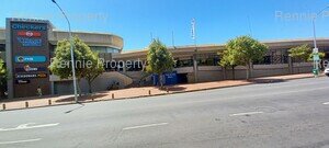 391m² Retail Shops to rent at Riverside Mall in Rondebosch