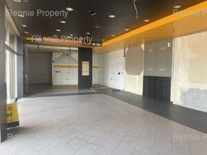 160m² Retail Shops to rent at Royker Centre in Athlone