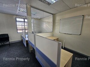 1 067m² Office Space to rent at Tyger Valley Chambers 2 in Tyger Valley