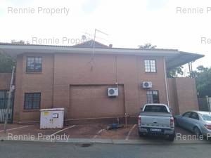 101m² Office Space to rent at Uitzicht Park in Highveld