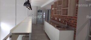 5 600m² Office Space to rent at Waterfall Park (Pragma Building) in Waterfall City
