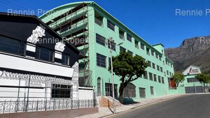 98m² Office Space to rent at Woodland House in Woodstock