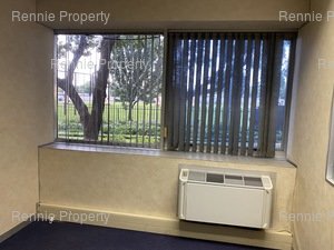 154m² Office Space to rent at 10 South Boulevard in Bruma