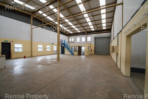 Warehouse to rent at 25 Superior Close in Midridge Park