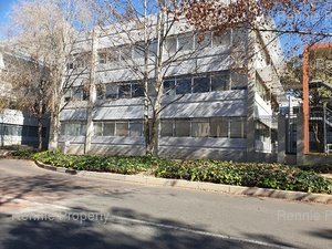 Office Space to rent at 33 Fricker Road in Illovo