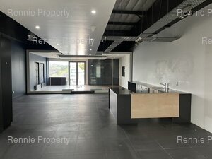 276m² Retail Shops to rent at Design Quarter Offices in Fourways
