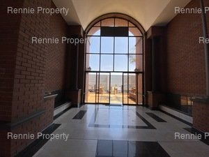 1 100m² Office Space to rent at Eastgate Lane Office Park in Bedfordview