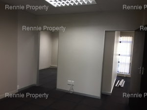 152m² Office Space to rent at Ferndale Mews in Ferndale