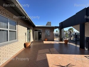 100m² Office Space to rent at Frazzitta Business Park - Milnerton in Marconi Beam