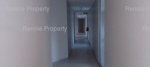 1 056m² Office Space to rent at Glomail Head Office in Vorna Valley
