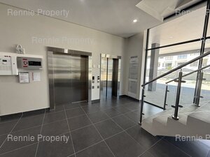 92m² Office Space to rent at Halo Medical Suites Paardevlei in Paardevlei