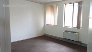 155m² Office Space to rent at Howick Gardens in Vorna Valley