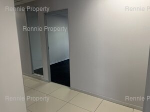235m² Office Space to rent at Hurlingham Office Park in Hurlingham