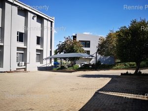 365m² Office Space to rent at Kyalami Business Park (53 Kyalami Boulevard) in Kyalami