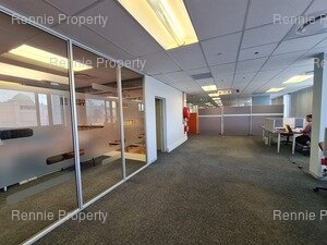 321m² Office Space to rent at Mazars House in Century City