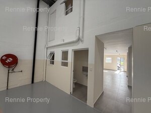 352m² Warehouse to rent at Meerlust Park - Asla Park in Strand