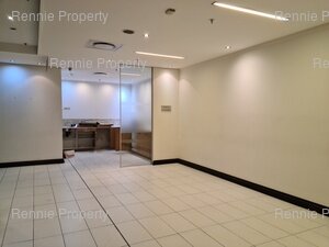 1 291m² Office Space to rent at Nelson Mandela Square in Sandton Central