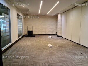 1 291m² Office Space to rent at Nelson Mandela Square in Sandton Central