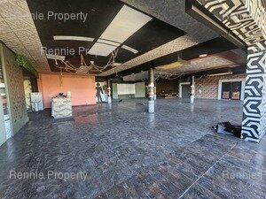 390m² Office Space to rent at Omni Park in Bo Oakdale