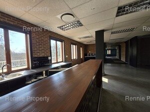 1 627m² Office Space to rent at Pinmill Farm in Sandown JHB