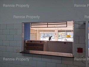 167m² Retail Shops to rent at Royker Centre in Athlone