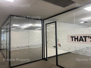 950m² Office Space to rent at The Towers  - Ex Standard Bank Centre in Cape Town CBD