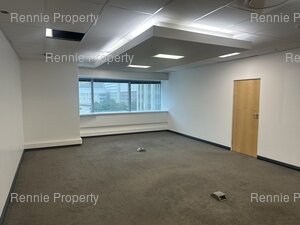 950m² Office Space to rent at The Towers  - Ex Standard Bank Centre in Cape Town CBD