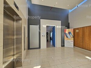 836m² Office Space to rent at Tygerberg Park in Plattekloof