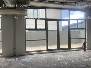343m² Office Space to rent at Upper East Side in Salt River