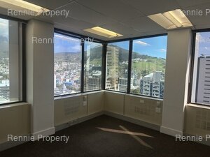 677m² Office Space to rent at 2 Long Street in Cape Town CBD