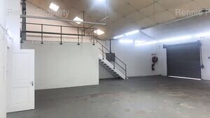 571m² Warehouse to rent at 28 Marine Drive in Paarden Eiland