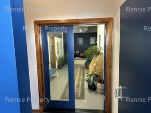 400m² Office Space to rent at 299 Albert Road in Woodstock
