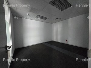 937m² Office Space to rent at 33 Fricker Road in Illovo