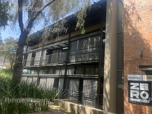 242m² Office Space to rent at 4 Karen Street in Lyme Park