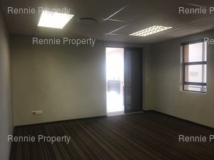 167m² Office Space to rent at Baobab Office Park in Randpark Ridge
