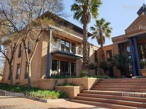 672m² Office Space to rent at Cullinan Office Park in Morningside
