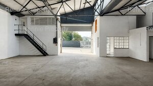 356m² Warehouse to rent at Denval Industrial Park in Epping Industrial