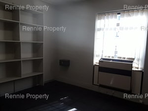 305m² Office Space to rent at Ferndale Mews in Ferndale
