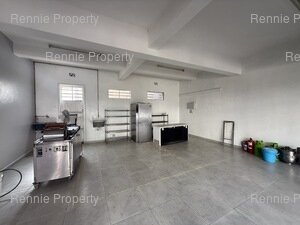 56m² Retail Shops to rent at Fountain Square - Somerset West in Somerset West