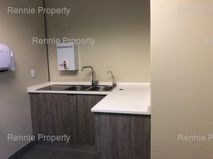 311m² Office Space to rent at HQ Bedfordview in Bruma
